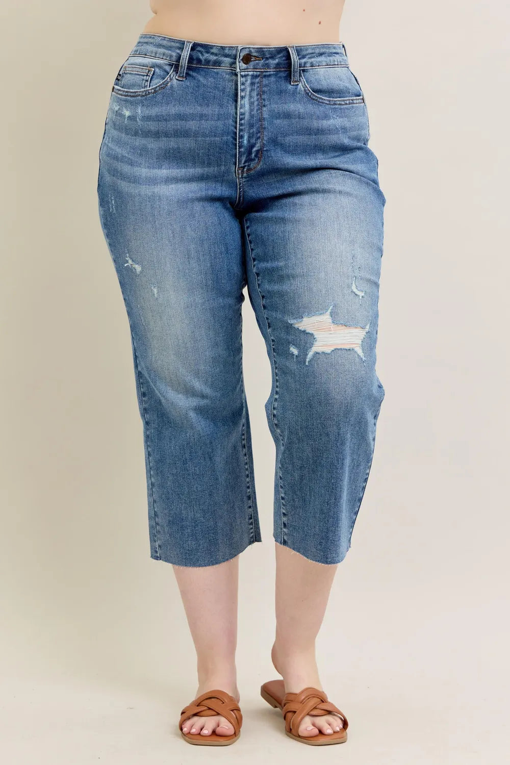 Judy Blue Plus Size High Waist Raw Cut Hem Crop Wide Leg. Medium Wash.