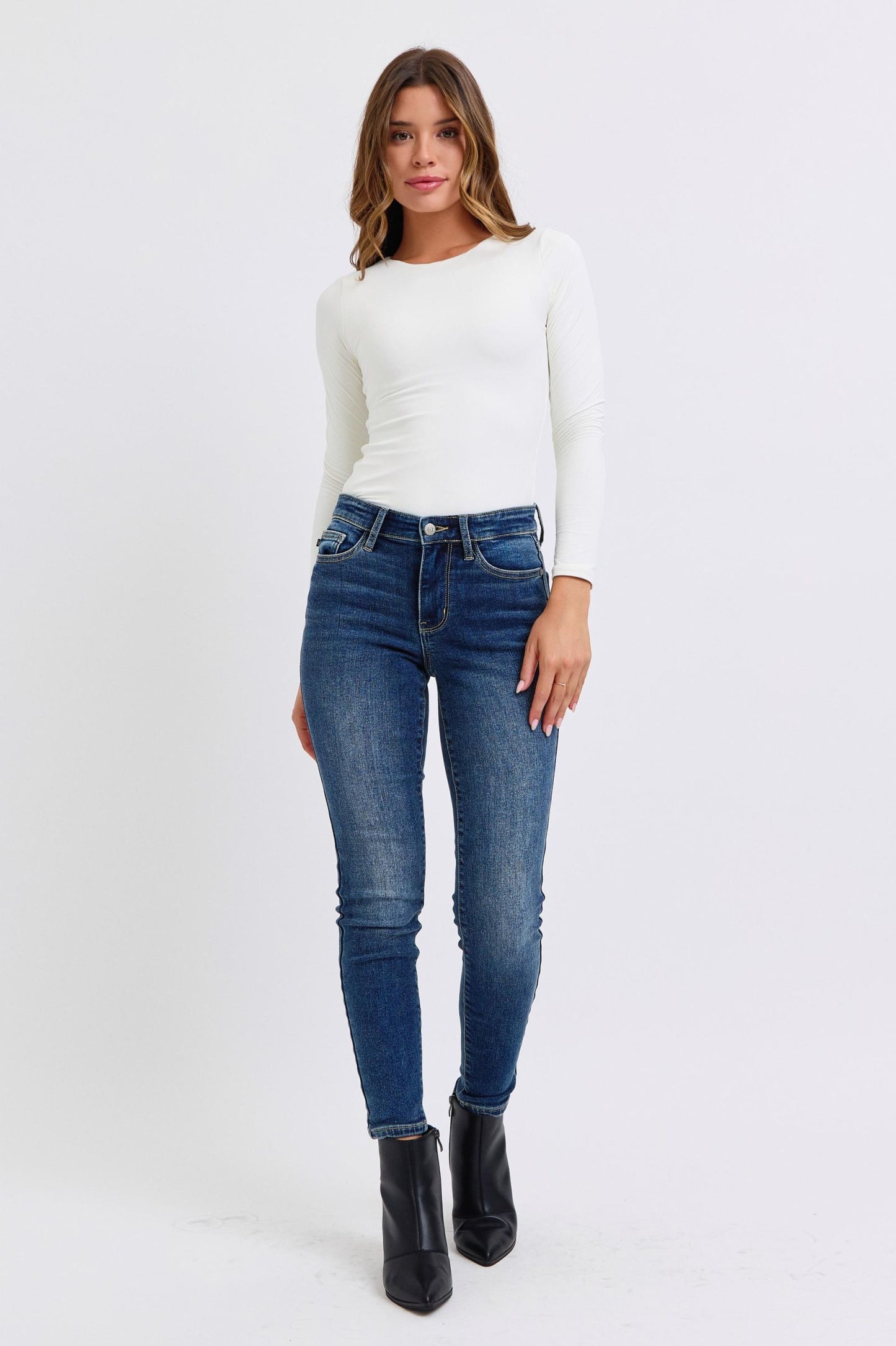 Judy Blue Mid-Rise Waist Skinny Jeans with Thermal Lining Including Plus Sizes