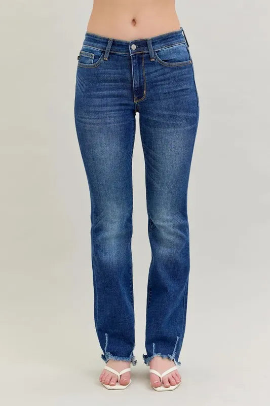 Judy Blue Mid Rise Bootcut Jeans. Dark Wash.