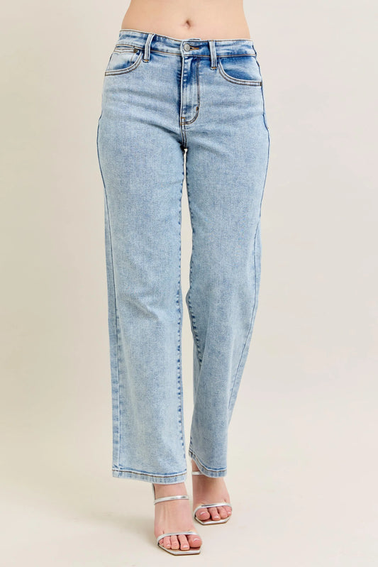 Judy Blue High Waist Stone Wash Straight Jeans. Light Wash.